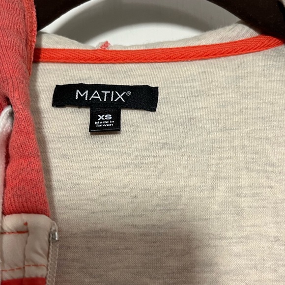 Matix XS zip up hoodie - Picture 2 of 5